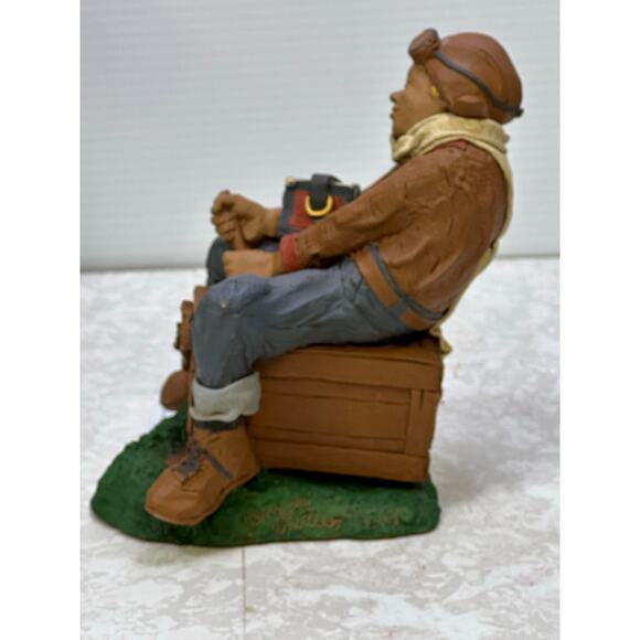 J Doty 1992 Limited Edition 'Pilot' 1105/7000 WW2 Aviator Boy Crate Plane - Picture 4 of 6
